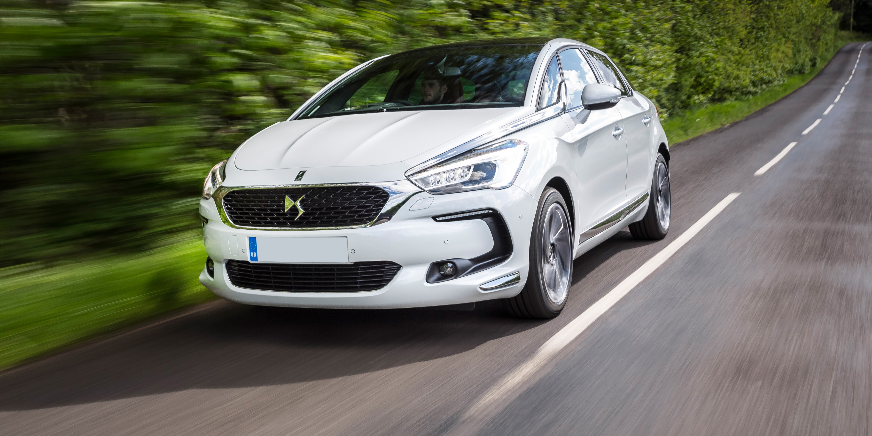 DS 5 Review 2025 Drive Specs Pricing Carwow