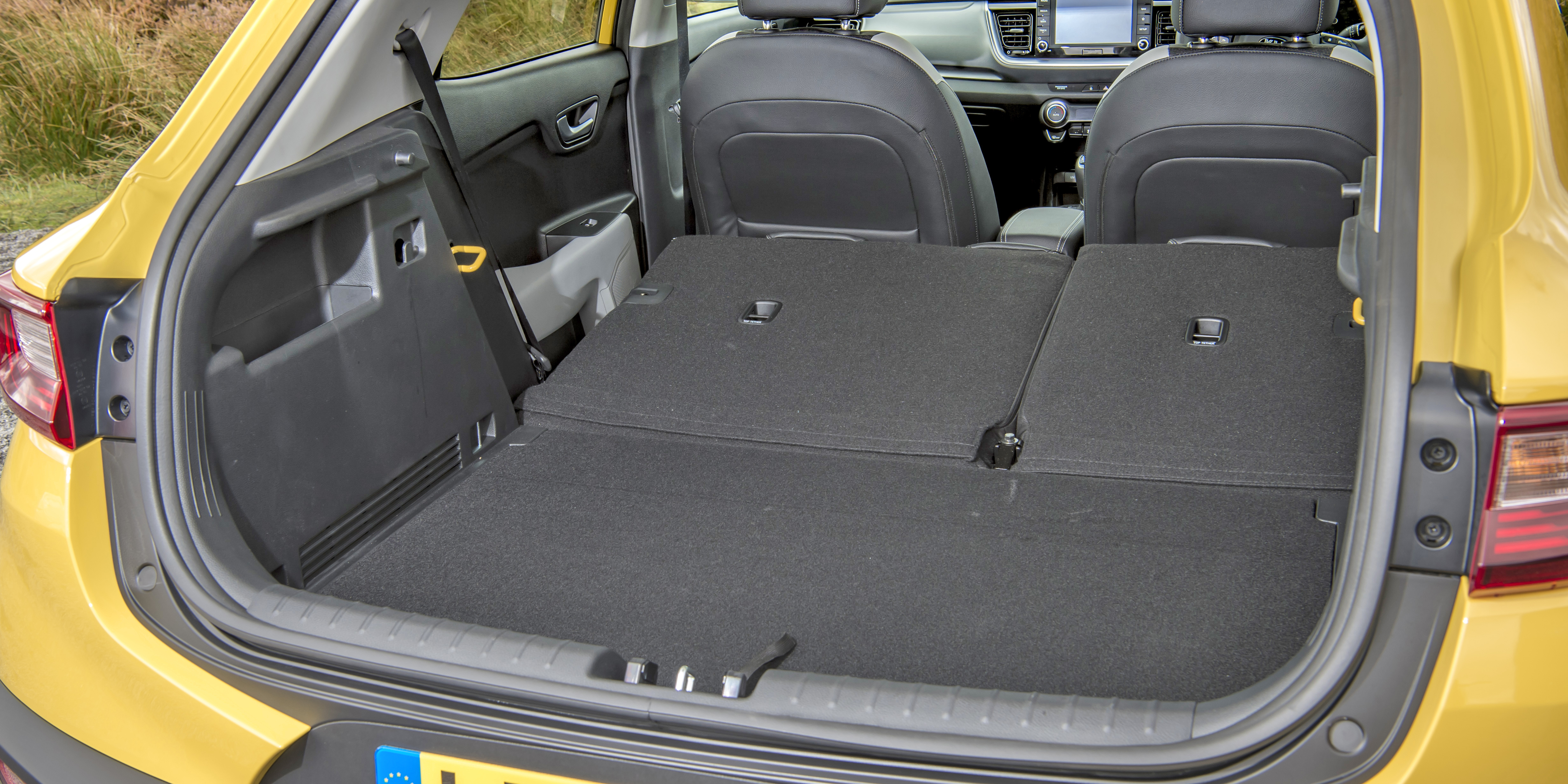 Kia Stonic Boot Space & Dimensions carwow