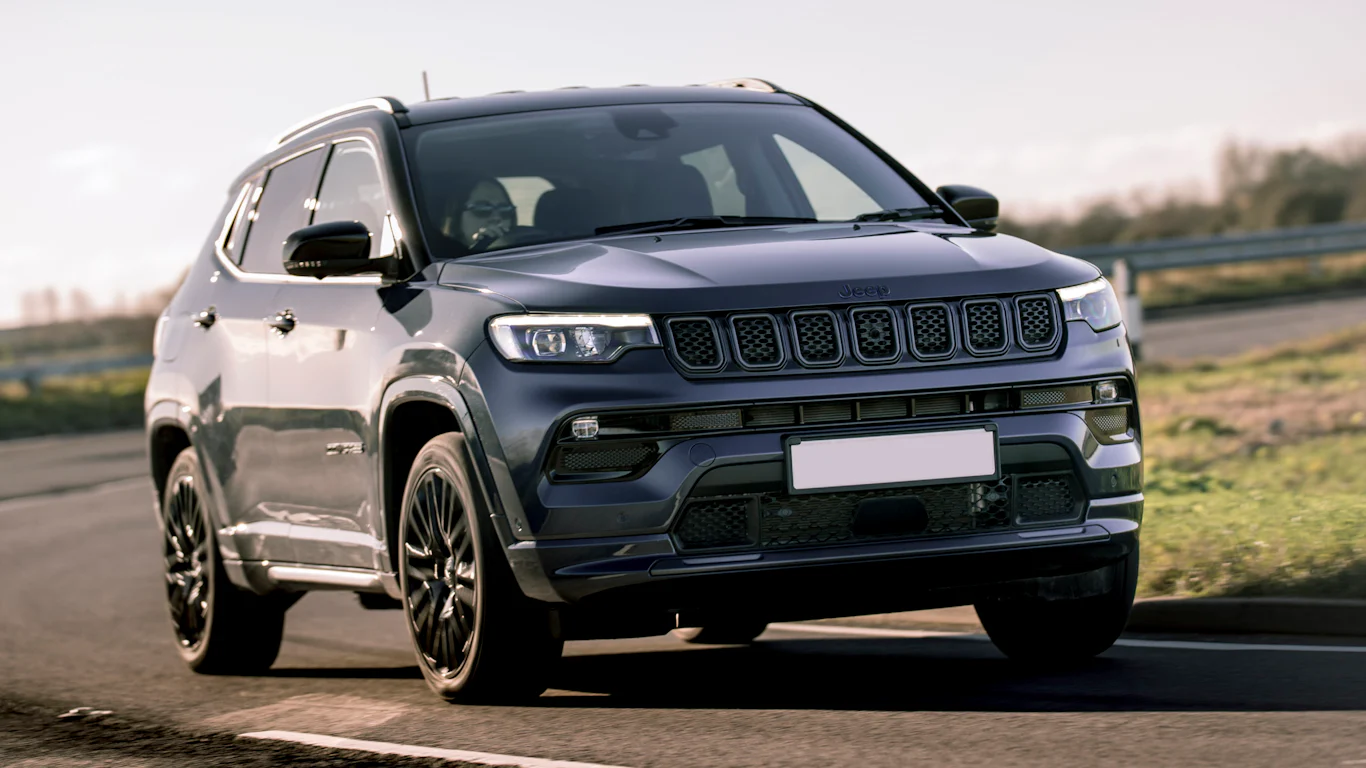 What is car body roll or lean? | Carwow