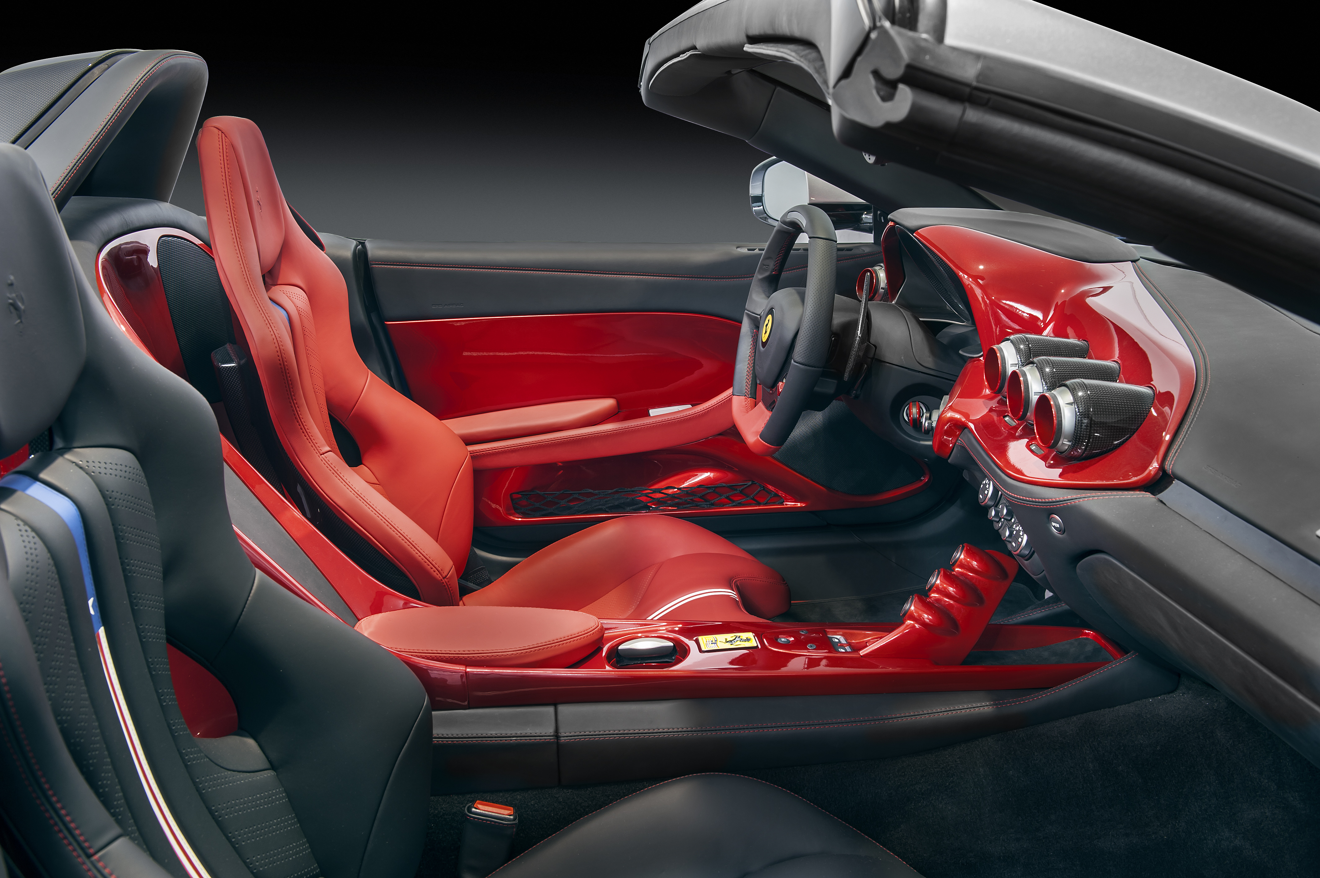 Ferrari F60America revealed Carwow
