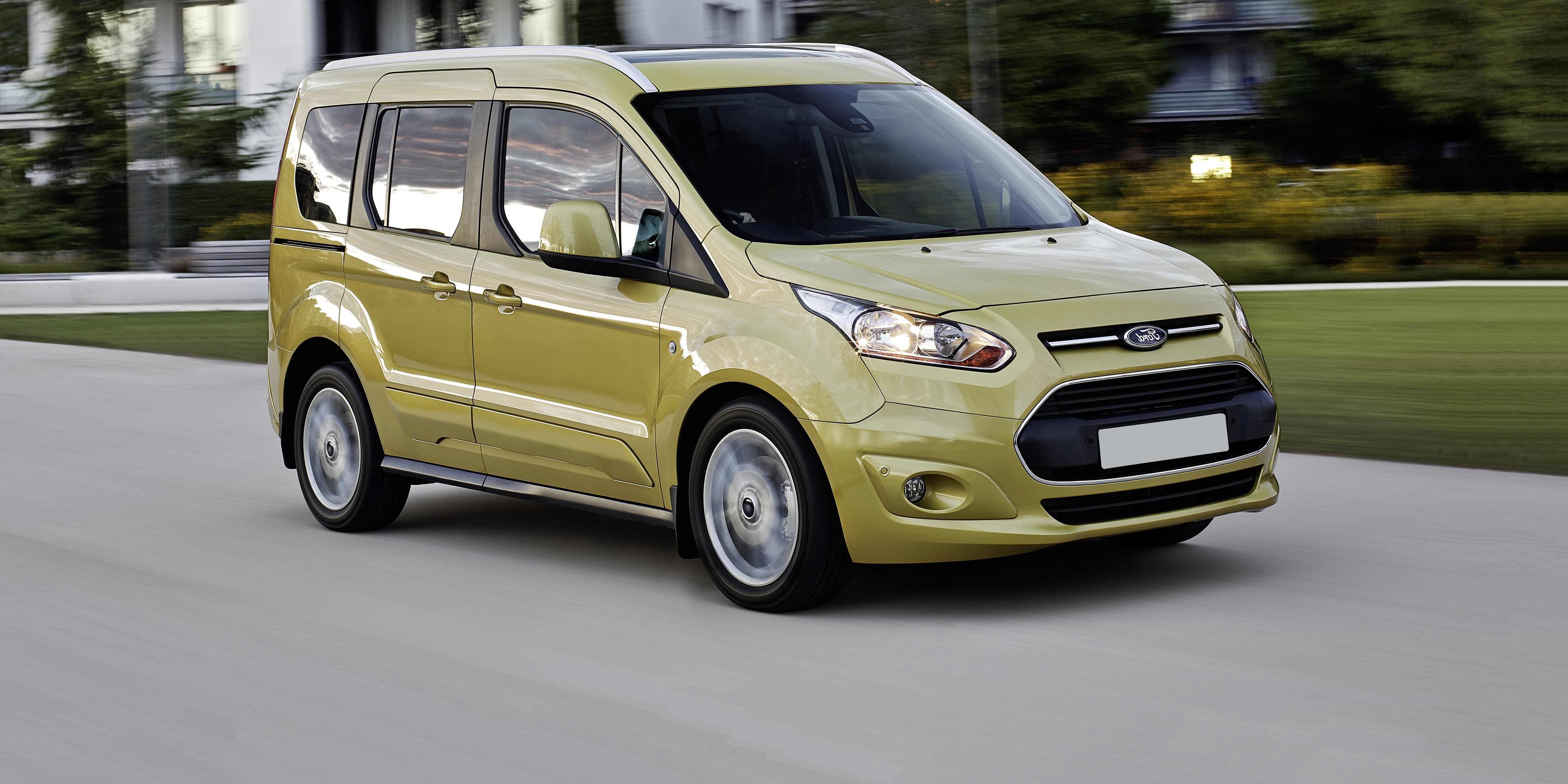 Ford Tourneo Connect Review | Carwow