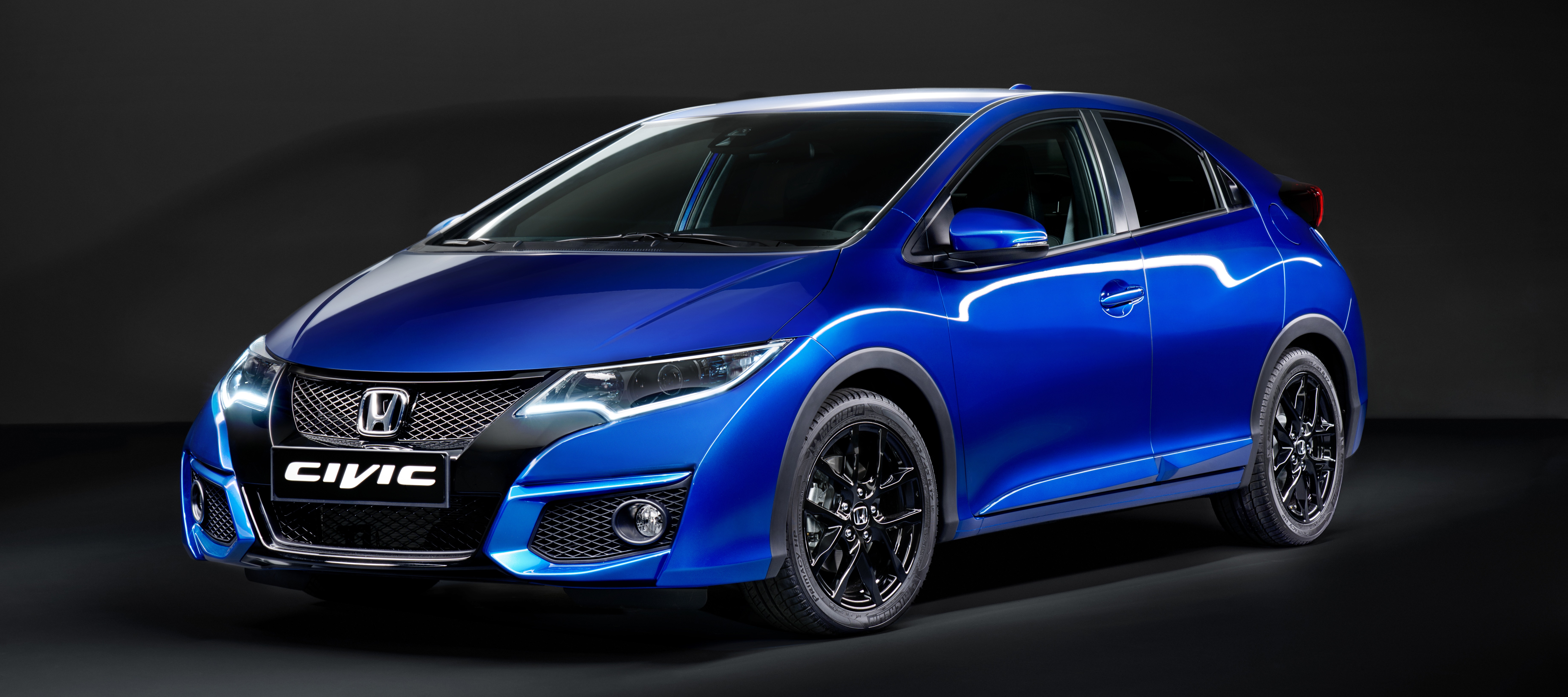 Honda Civic & Tourer Sizes & Dimensions Guide | Carwow