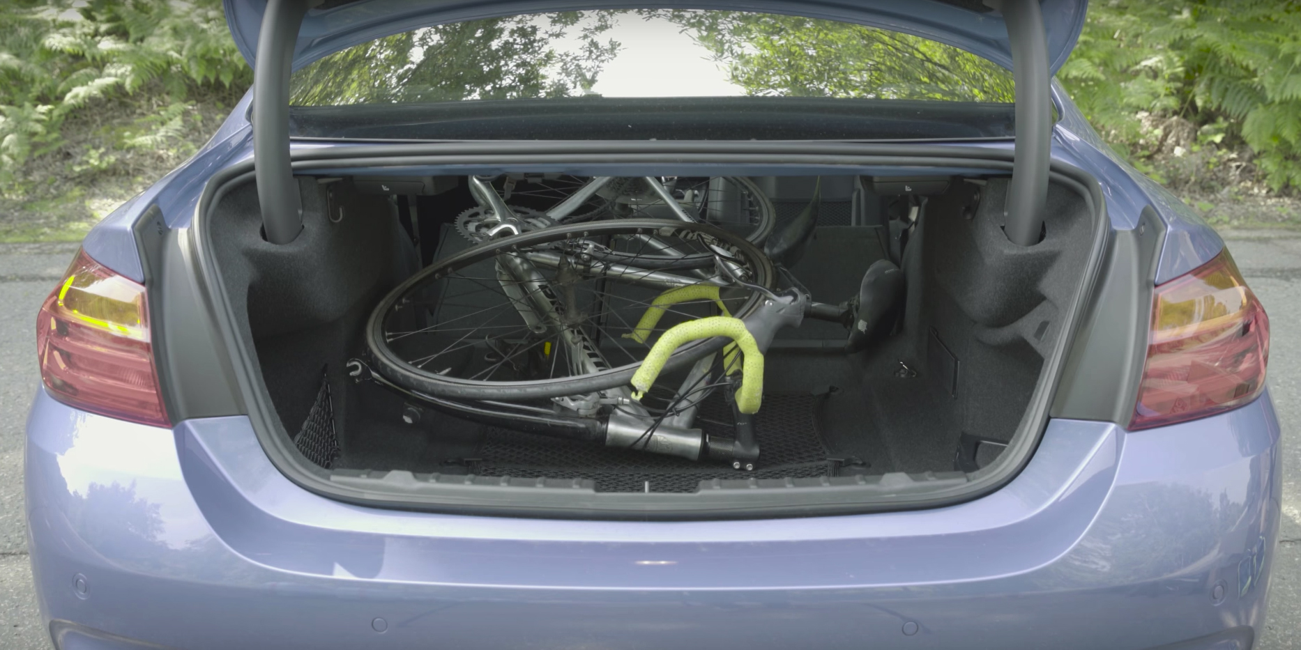 BMW 4 Series Boot Space & Dimensions carwow