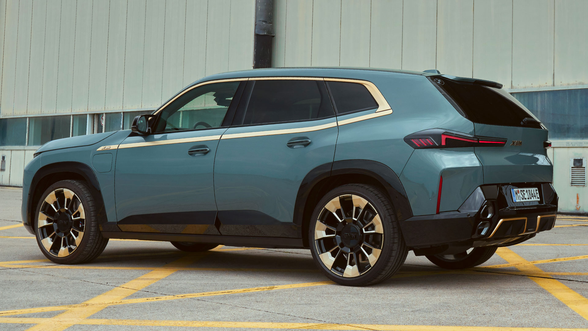 New BMW XM revealed price, specs and release date carwow