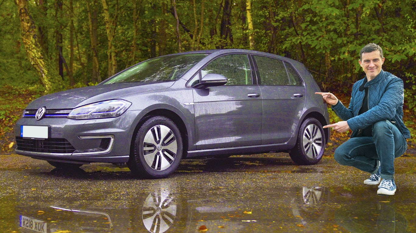 Volkswagen eGolf Review 2024 Drive, Specs & Pricing carwow