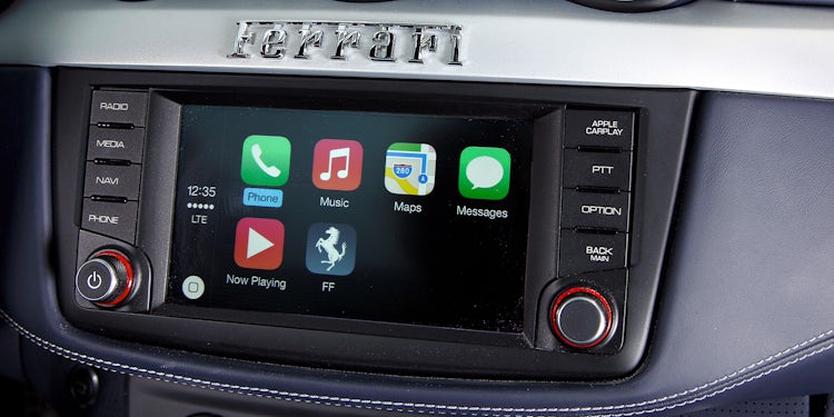 How Does Apple CarPlay Work? — The Car Mom
