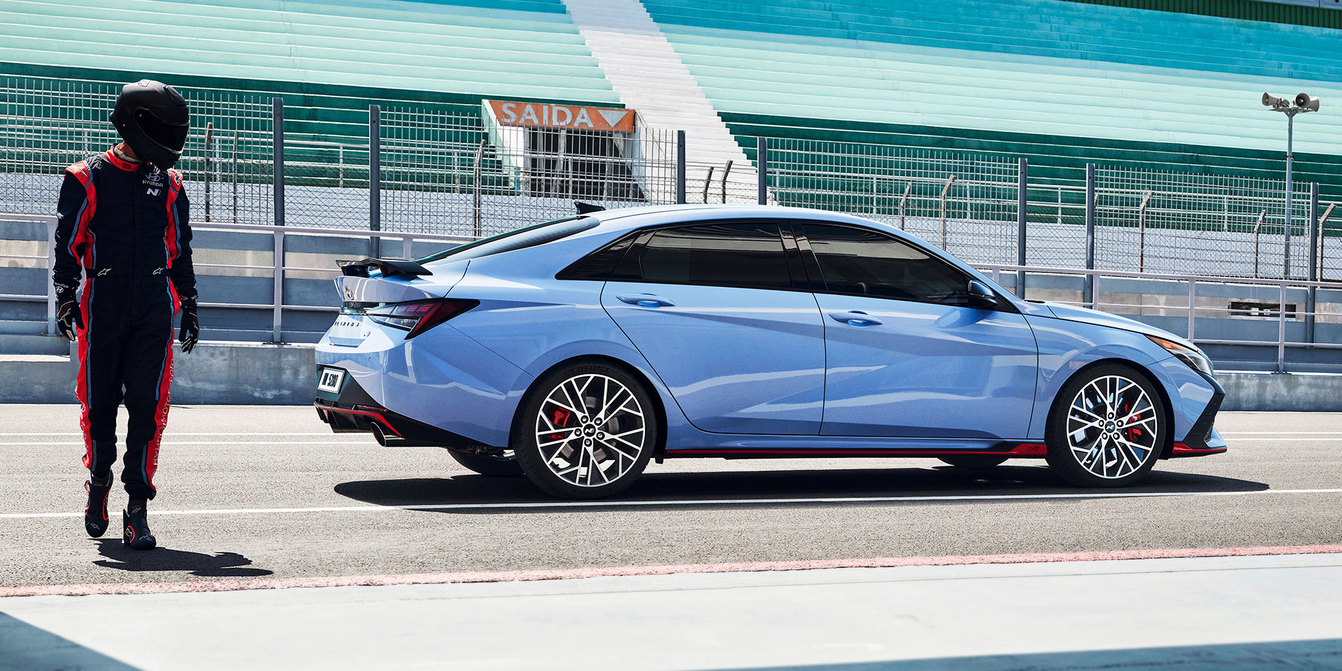 2025 Elantra N Review Carwow Daron Emelita