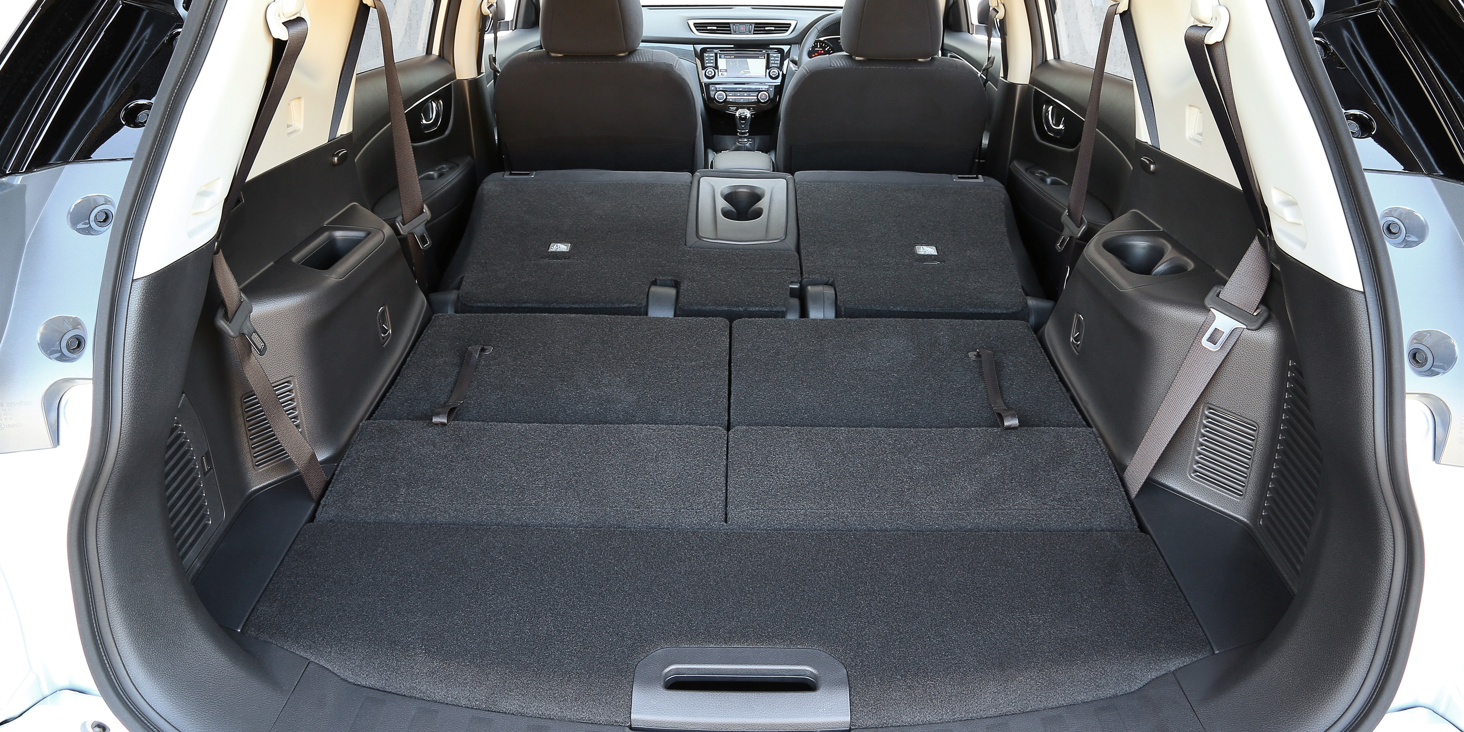 Nissan XTrail Review carwow