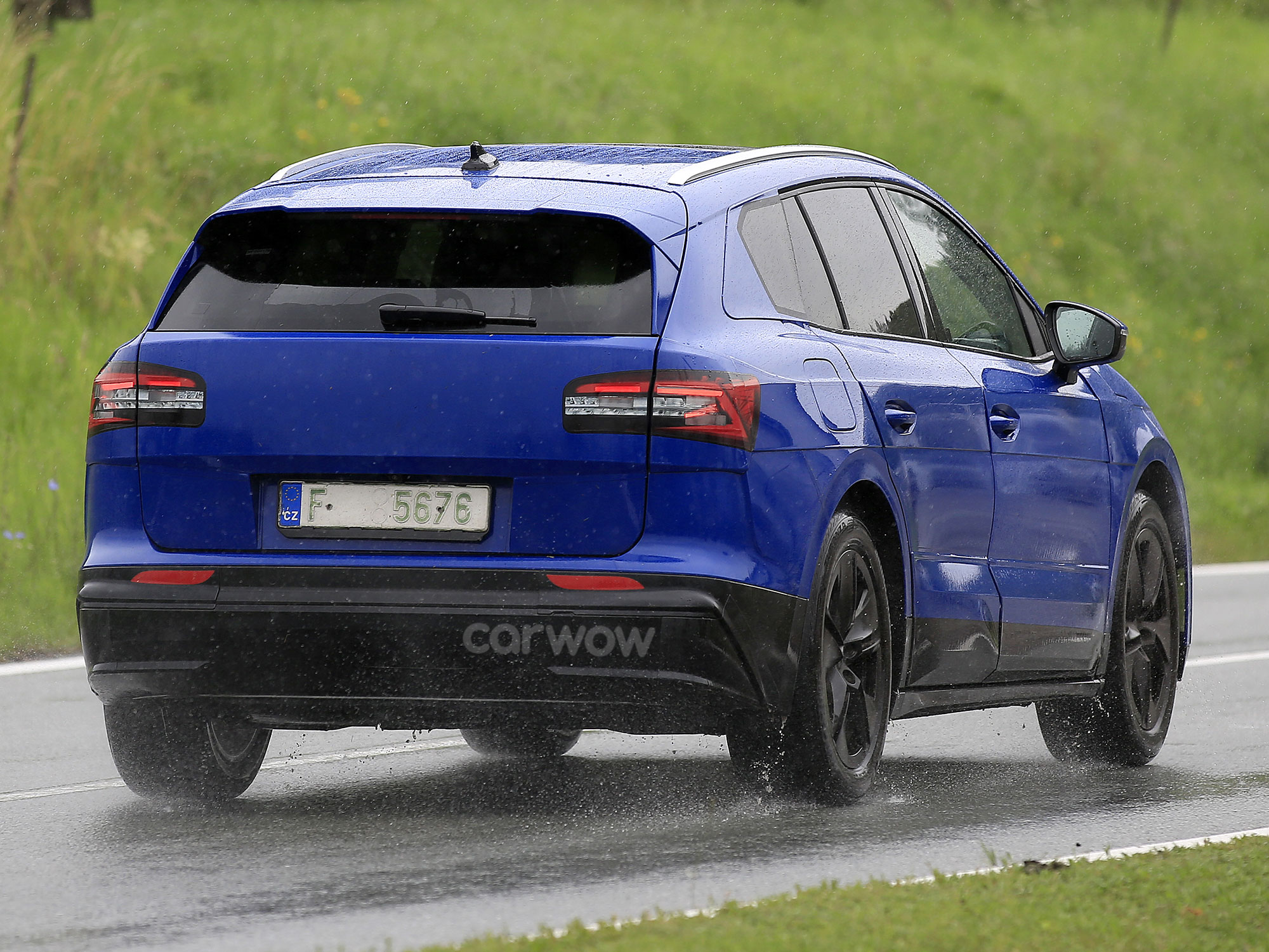 skoda-enyaq-electric-suv-prototype-driving-rear-1.jpg?auto=format&cs=tinysrgb&fit=clip&ixlib=rb-1.1.0&q=60&w=750