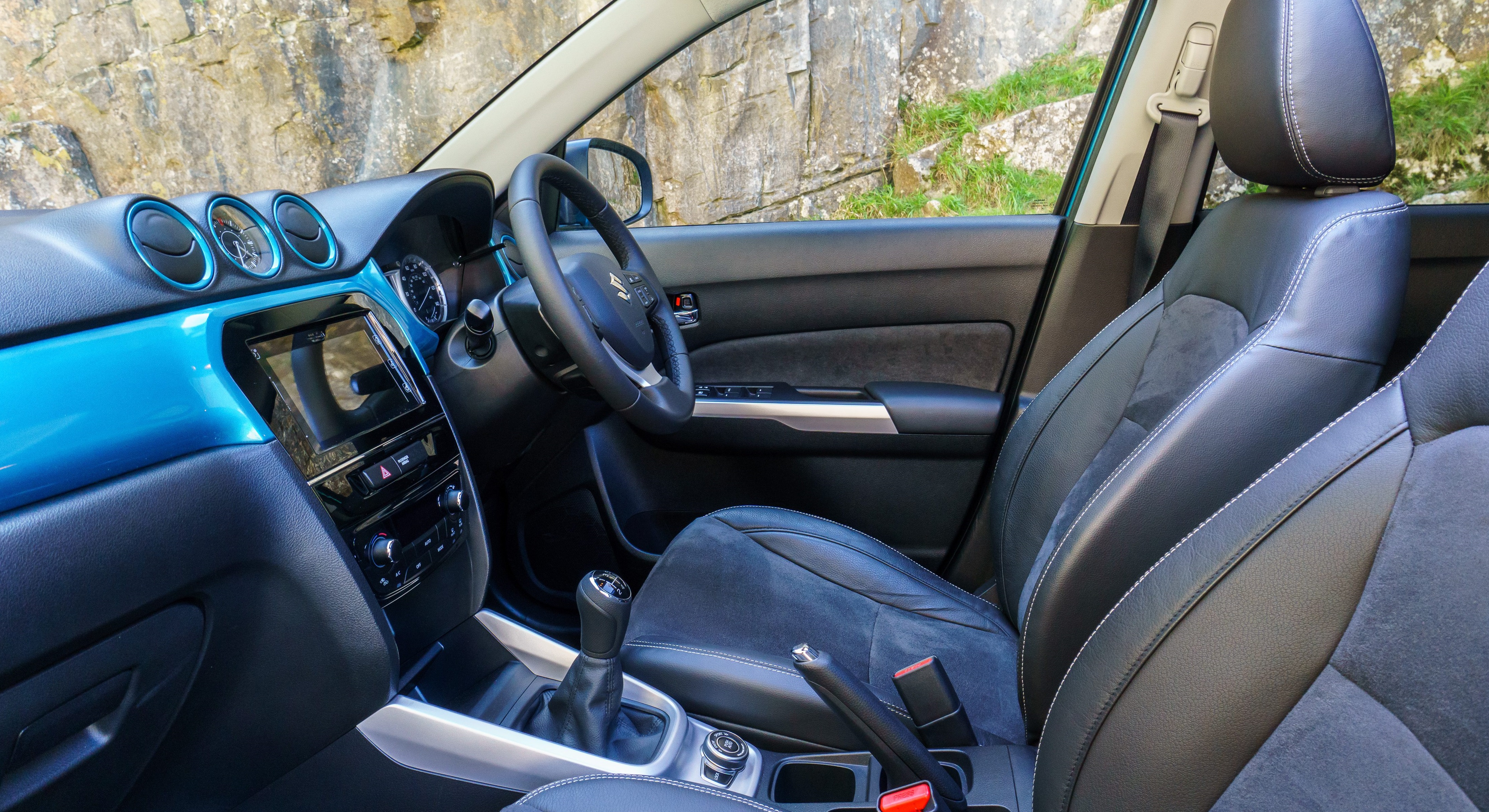 Suzuki Vitara sizes and dimensions guide carwow