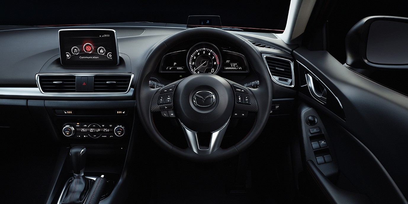 Mazda 3 Fastback Review carwow