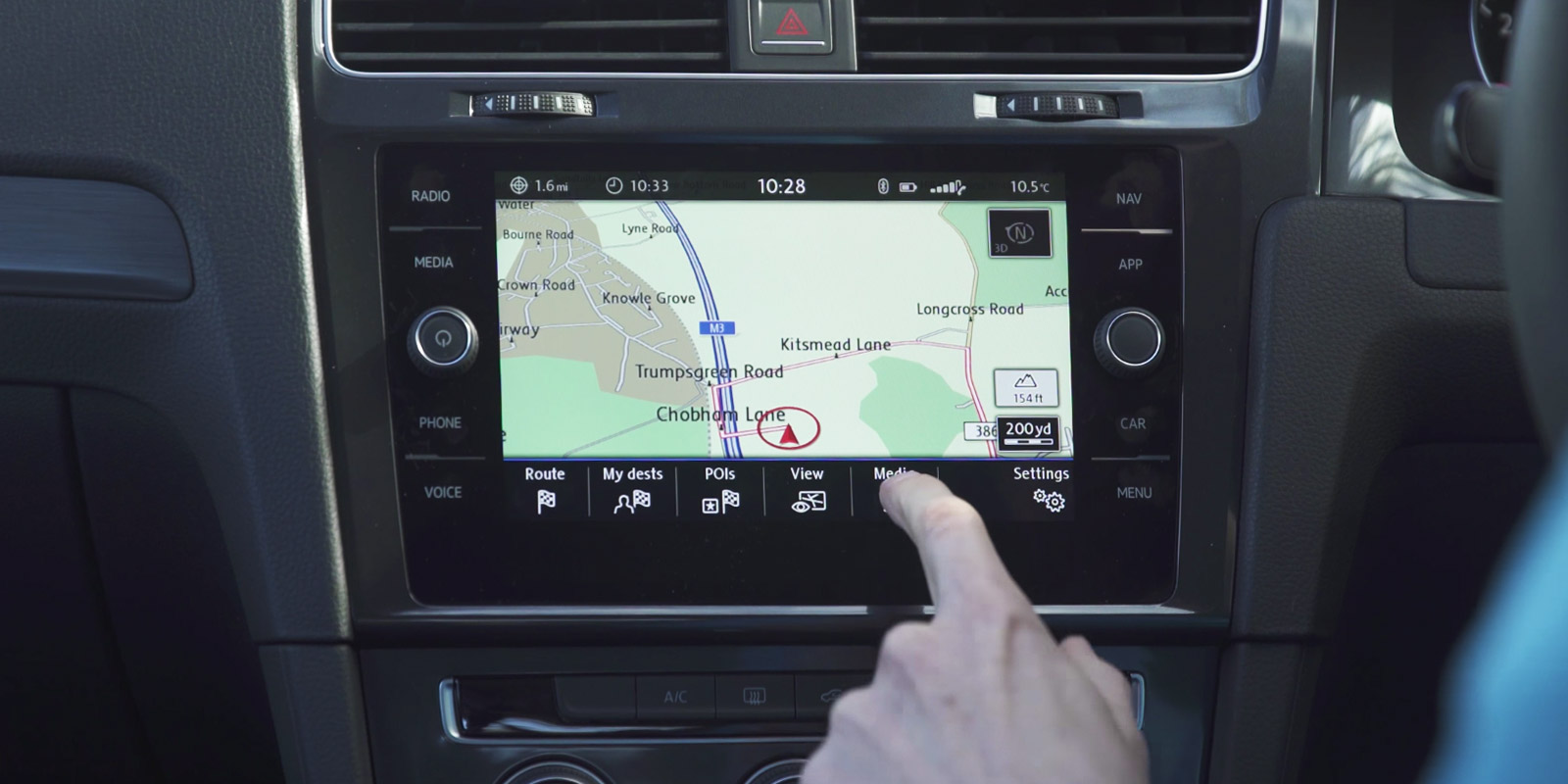 New Volkswagen Golf 2013 2019 Review Drive Specs Pricing Carwow